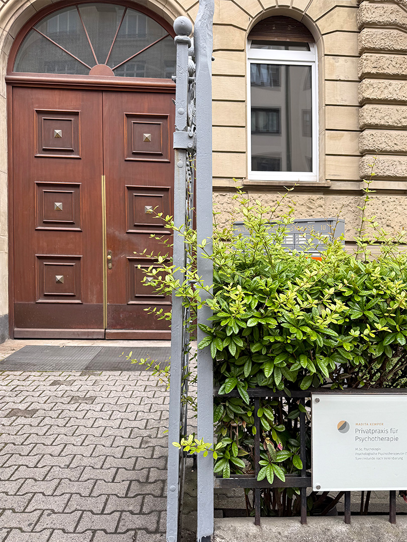 Eingangsbereich der Privatpraxis für Psychotherapie Madita Kemper
